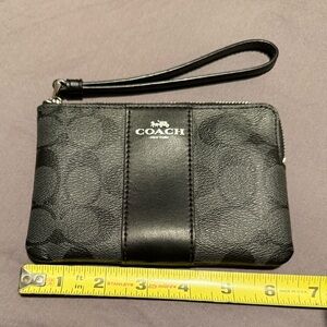 Like New Coach Black Leather Wristlet